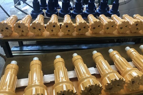 2-2-dth-drill-bits_05 DTH Drill Bits